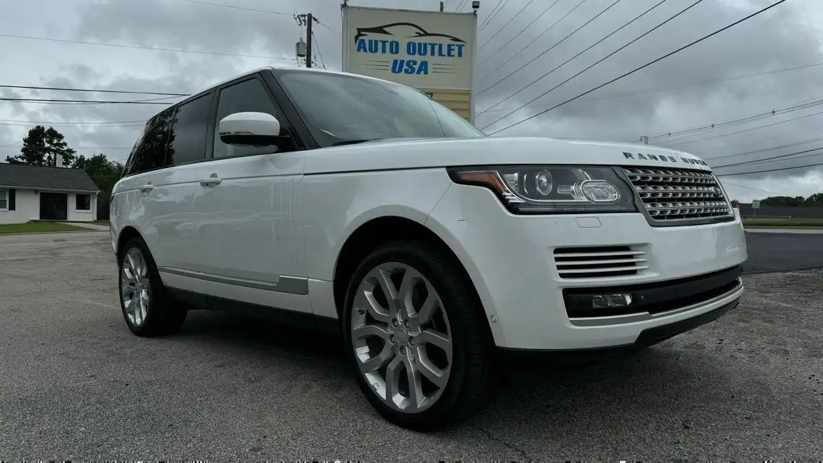 2015 Land Rover Range Rover 3.0 HSE's photo