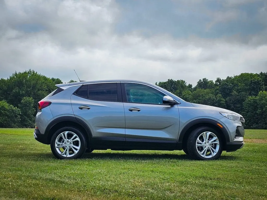 2023 Buick Encore GX Preferred photo 3