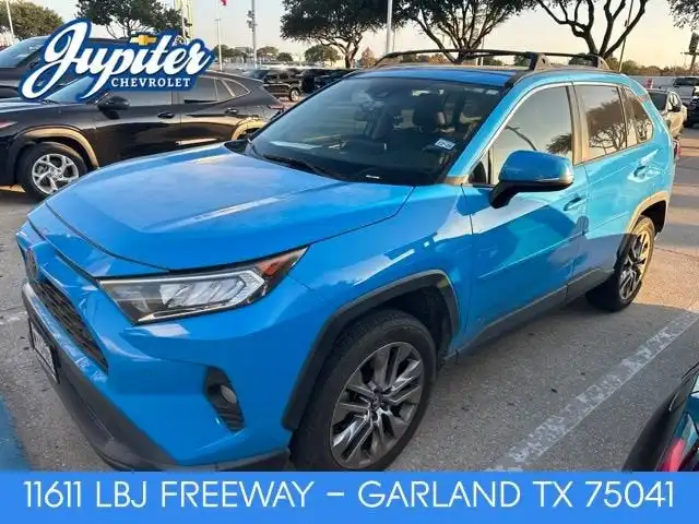 2020 Toyota RAV4 XLE Premium FWD's photo