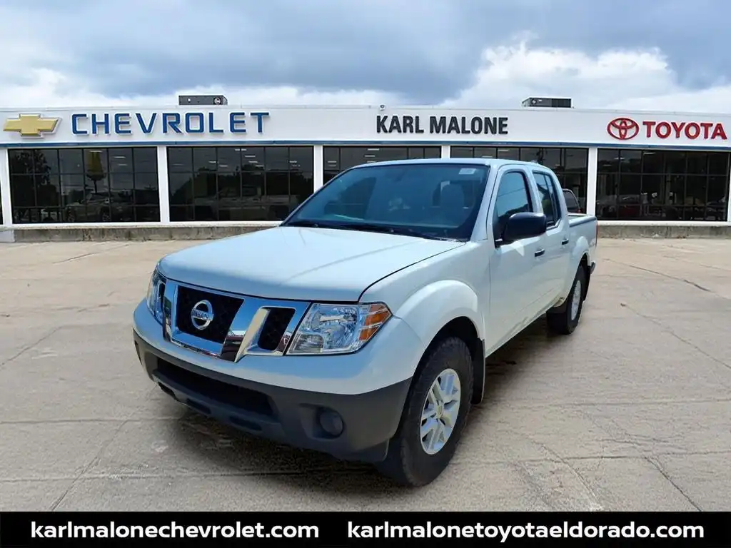 2021 Nissan Frontier SV Crew Cab 4WD SWB's photo
