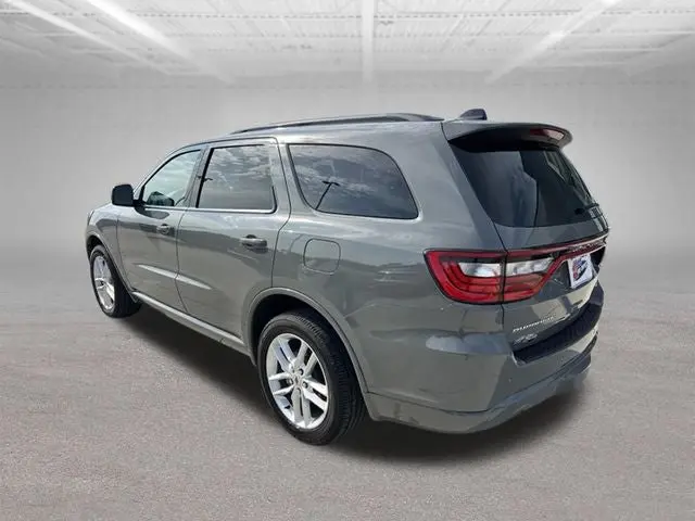 2023 Dodge Durango GT AWD Plus photo 4