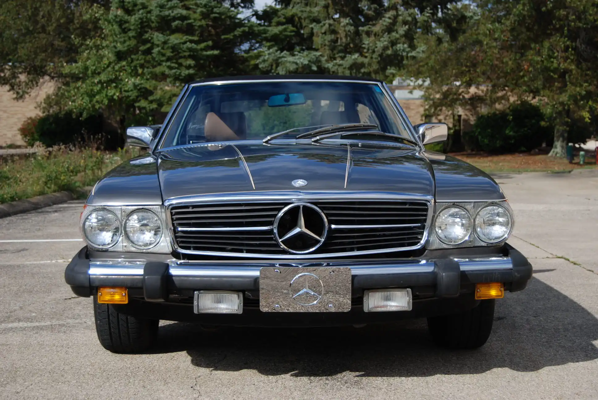 1982 Mercedes-Benz SL's photo