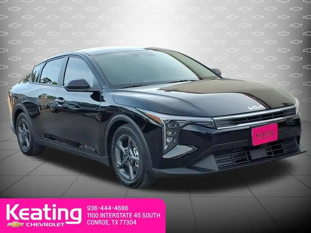 2025 Kia K4 LXS AT's photo