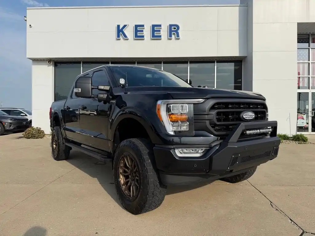 2022 Ford F-150 XLT 4WD SuperCrew 5-1/2' Box's photo