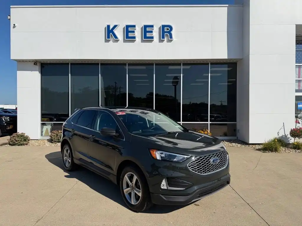 2023 Ford Edge SEL AWD's photo