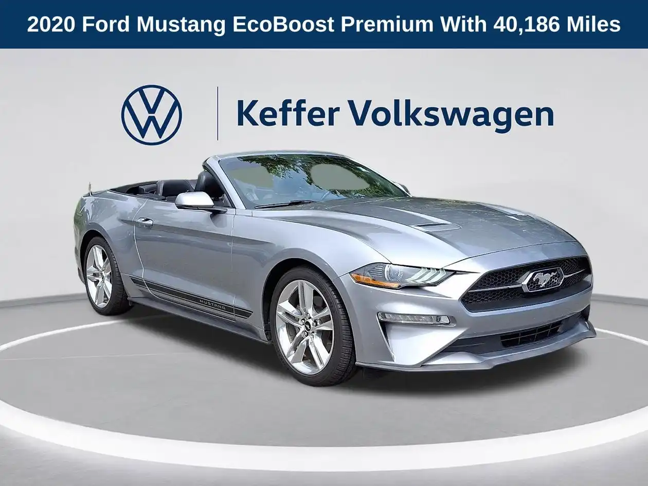 2020 Ford Mustang EcoBoost Premium Convertible's photo