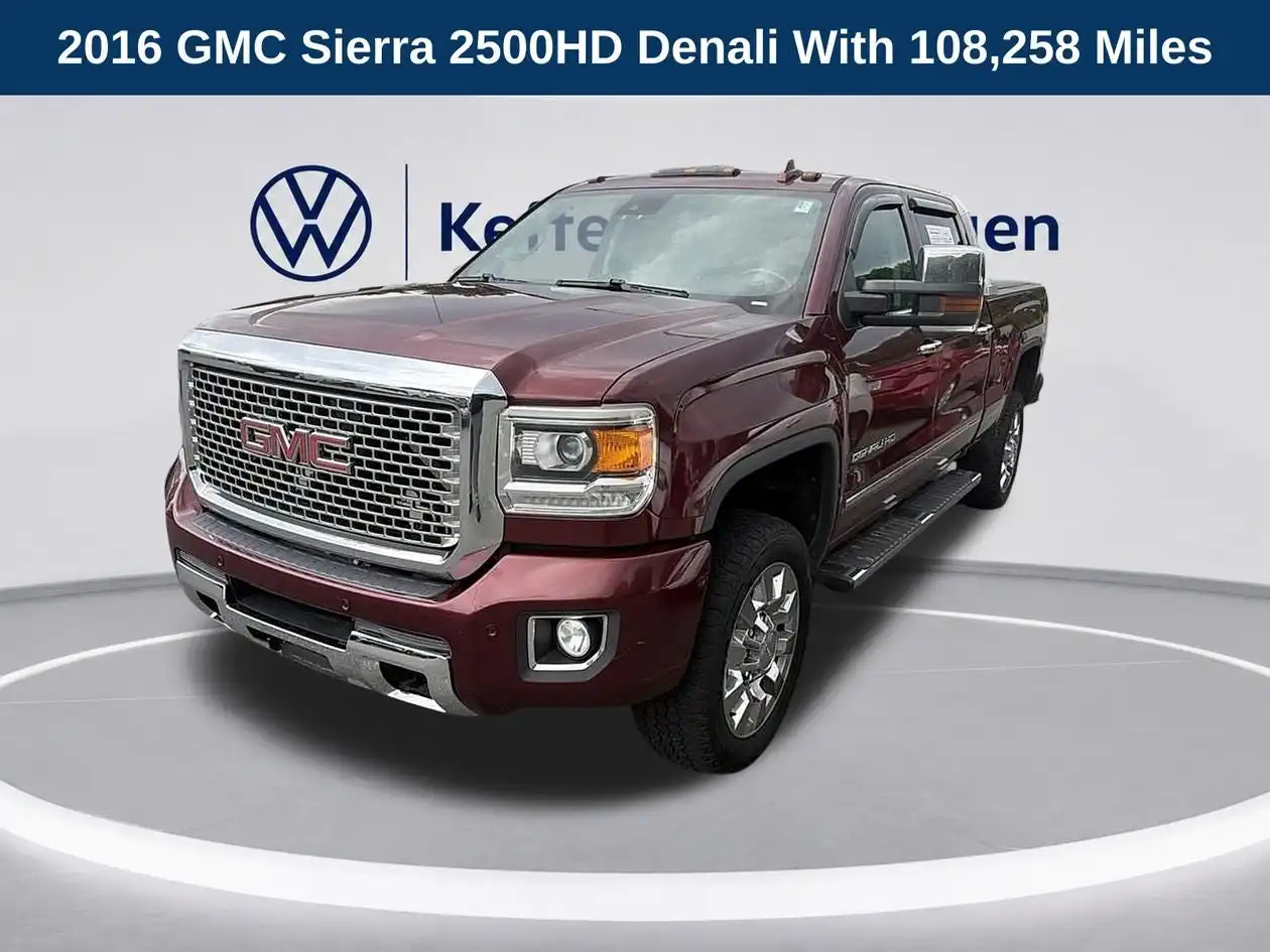 2016 GMC Sierra 4WD Crew Cab Standard Box Denali's photo