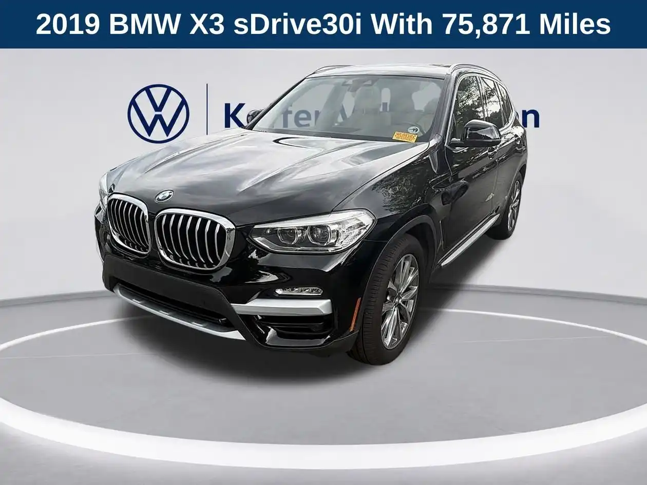 2019 BMW X3 sDrive30i's photo