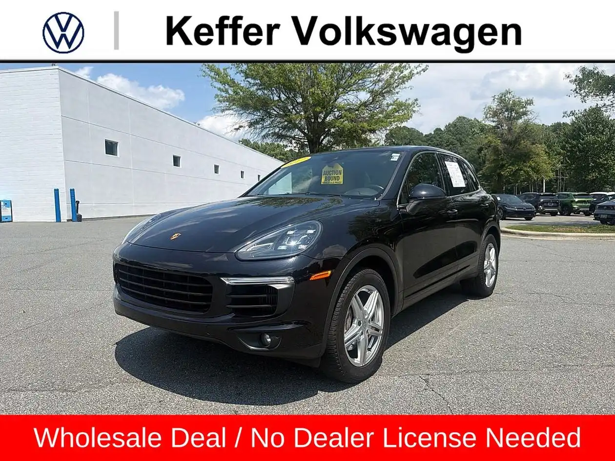 2017 Porsche Cayenne S's photo