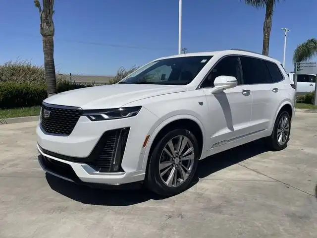 2024 Cadillac XT6 Premium Luxury Auto 4WD's photo
