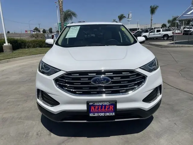 2020 Ford Edge SEL photo 3