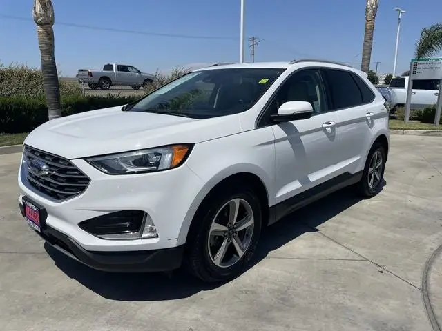 2020 Ford Edge SEL photo 4