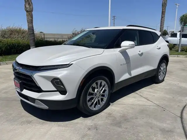 2023 Chevrolet Blazer 2.0T 3LT FWD's photo