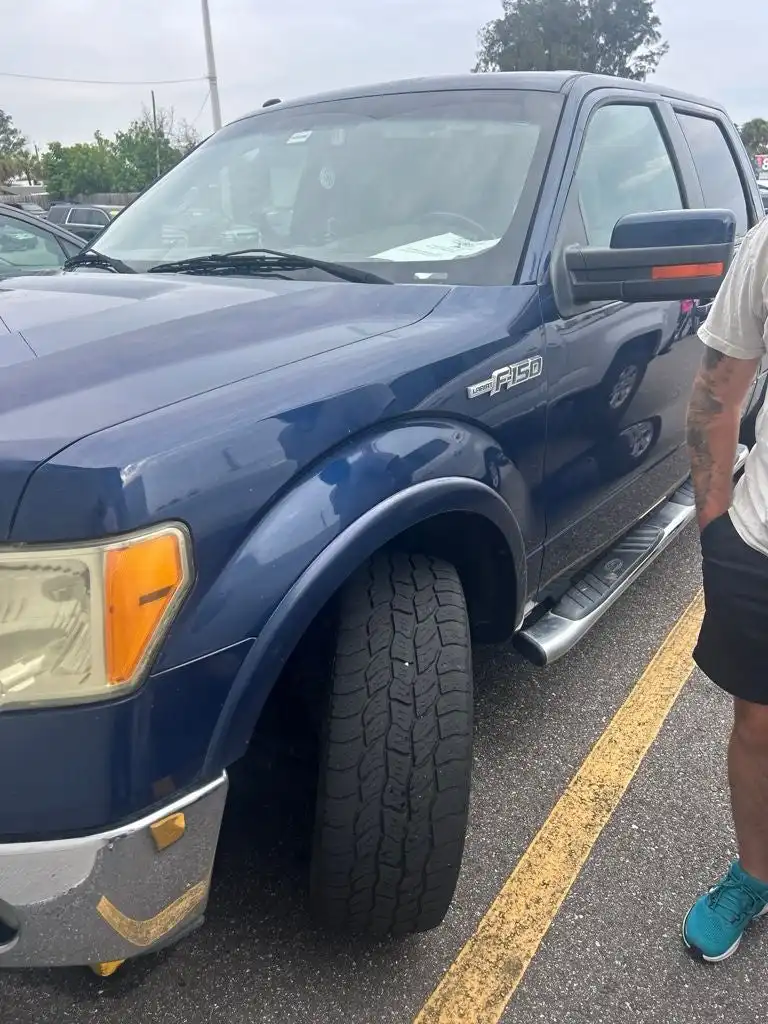 2010 Ford F-150 Lariat SuperCrew 145-in's photo