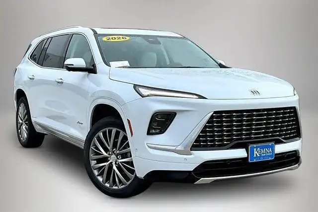 2026 Buick Enclave Avenir AWD's photo