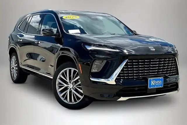 2026 Buick Enclave Avenir AWD's photo