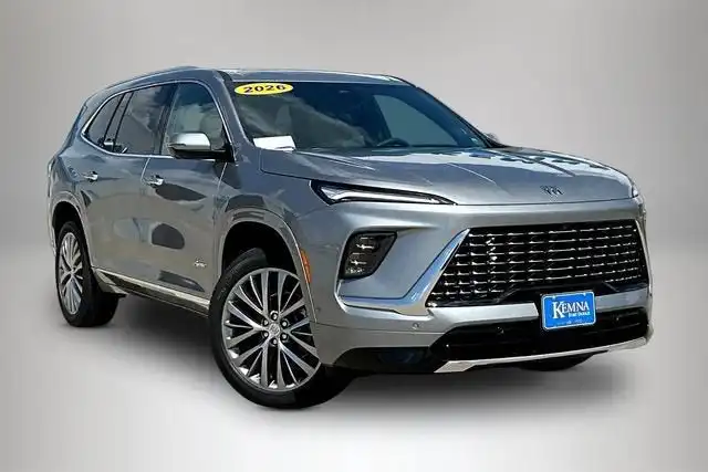 2026 Buick Enclave Avenir AWD's photo