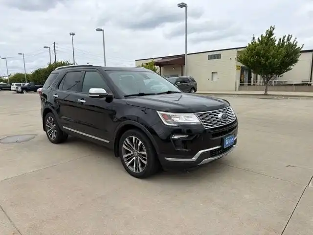 2019 Ford Explorer Platinum 4WD's photo