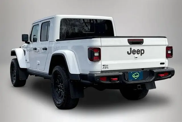 2020 Jeep Gladiator Rubicon photo 4