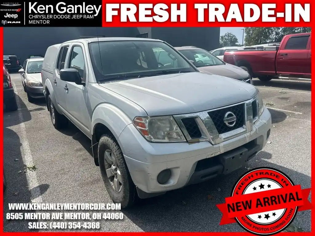 2012 Nissan Frontier 4.0 SV Crew Cab 4WD Auto SWB's photo