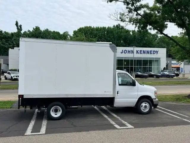 2027 Ford E-Series DRW E-350 Super Duty 158 in WB's photo
