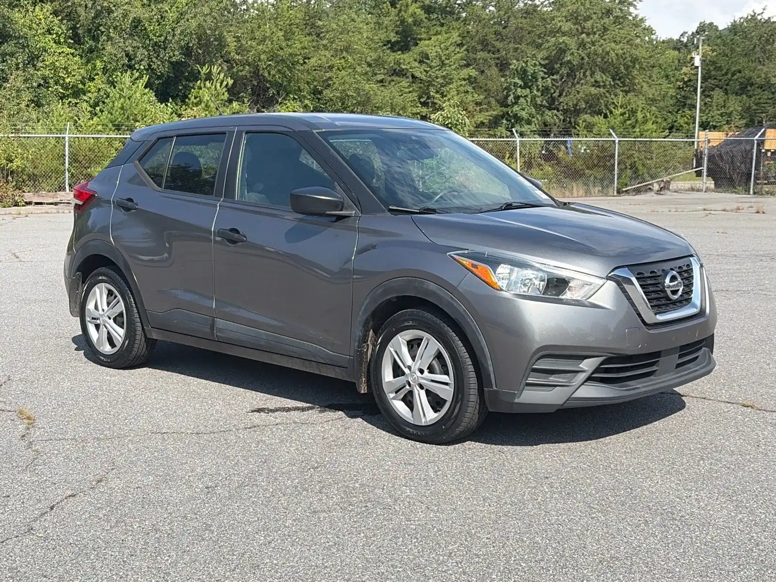 2020 Nissan Kicks 1.6 S's photo