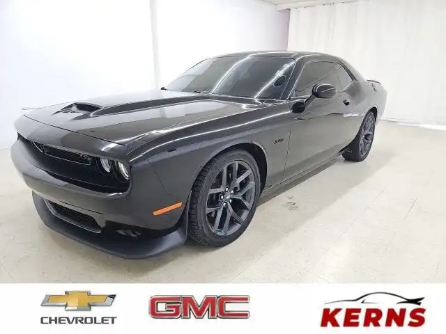 2023 Dodge Challenger R/T's photo