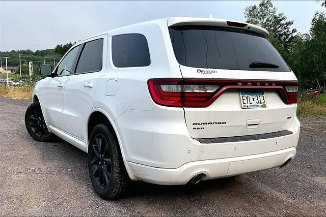 2017 Dodge Durango GT AWD photo 4