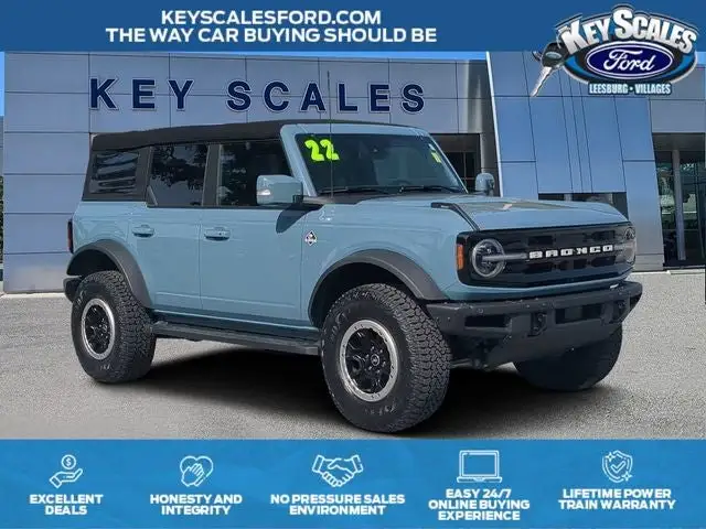 2022 Ford Bronco Outer Banks Advanced 4x4 photo 1