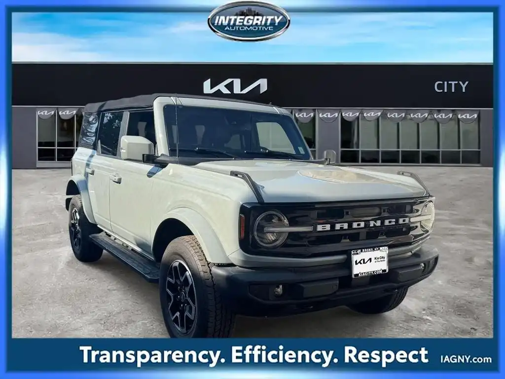 2022 Ford Bronco Outer Banks Advanced 4x4's photo