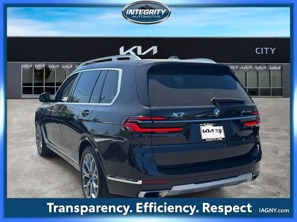2024 BMW X7 xDrive40i photo 5