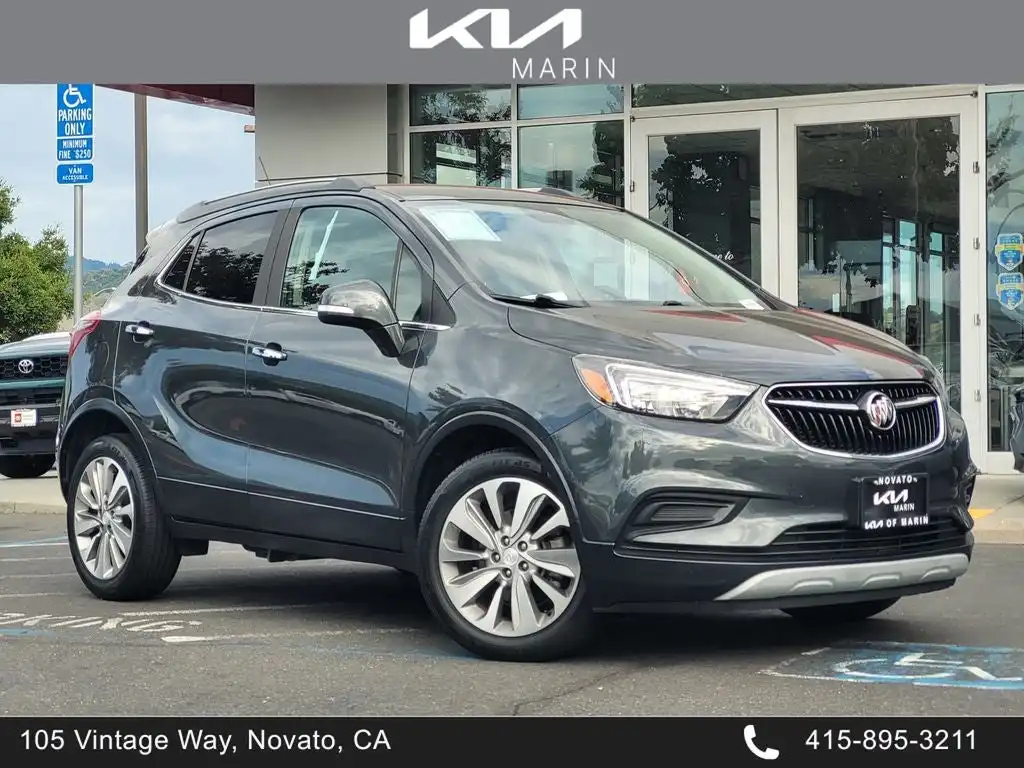 2018 Buick Encore Preferred's photo