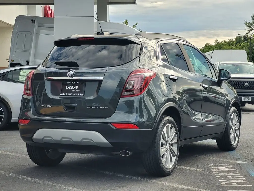 2018 Buick Encore Preferred photo 4