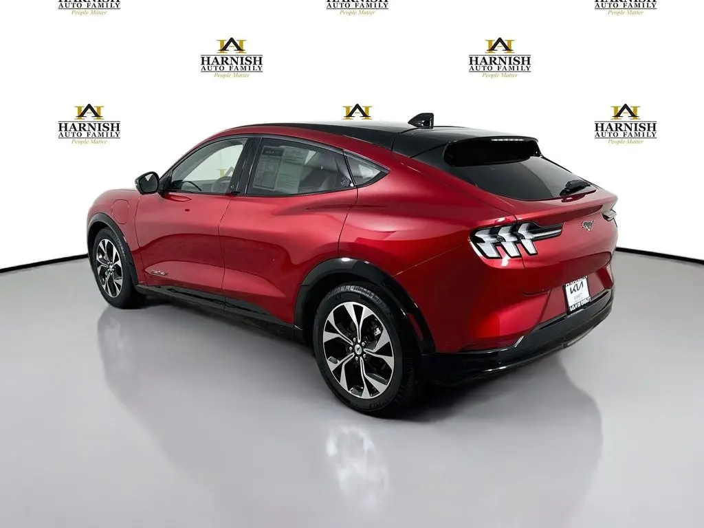 2021 Ford Mustang-Mach-e Premium photo 5