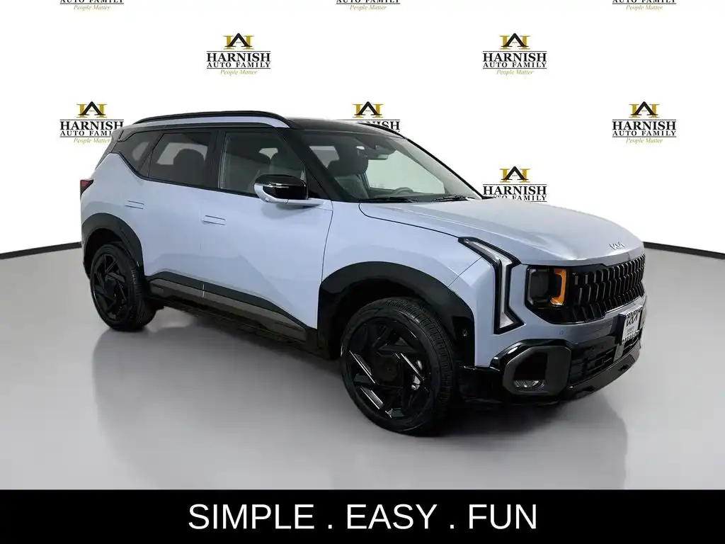 2027 Kia Seltos X-Line AWD SX's photo