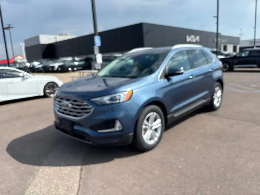 2019 Ford Edge SEL AWD's photo