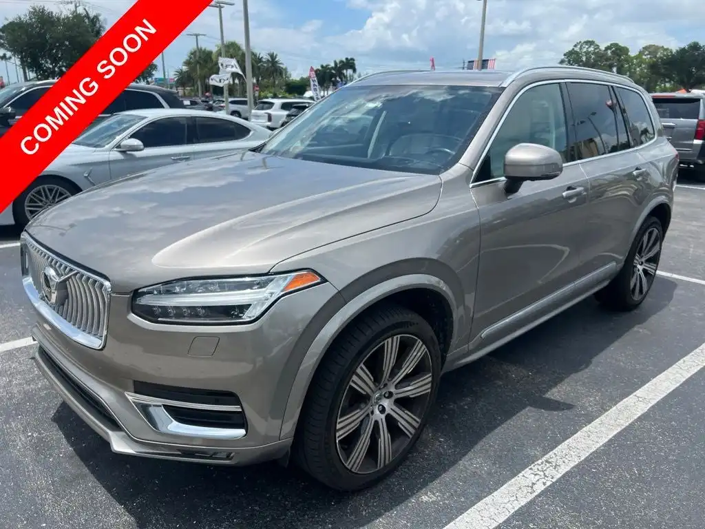 2021 Volvo XC90 T6 Inscription 6 Passenger AWD's photo