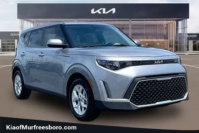 2025 Kia Soul 2.0L LX IVT's photo