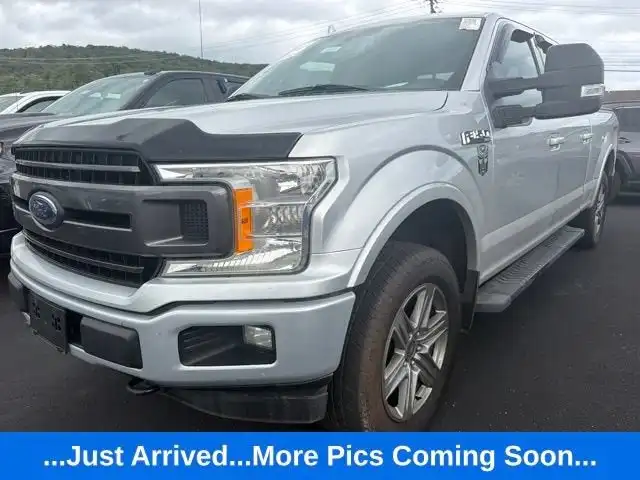 2018 Ford F-150 XLT 4WD SuperCrew 157 in's photo