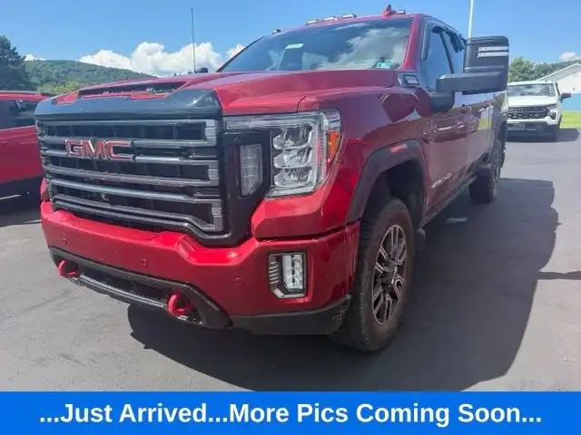 2021 GMC Sierra 4WD Crew Cab Standard Box AT4's photo