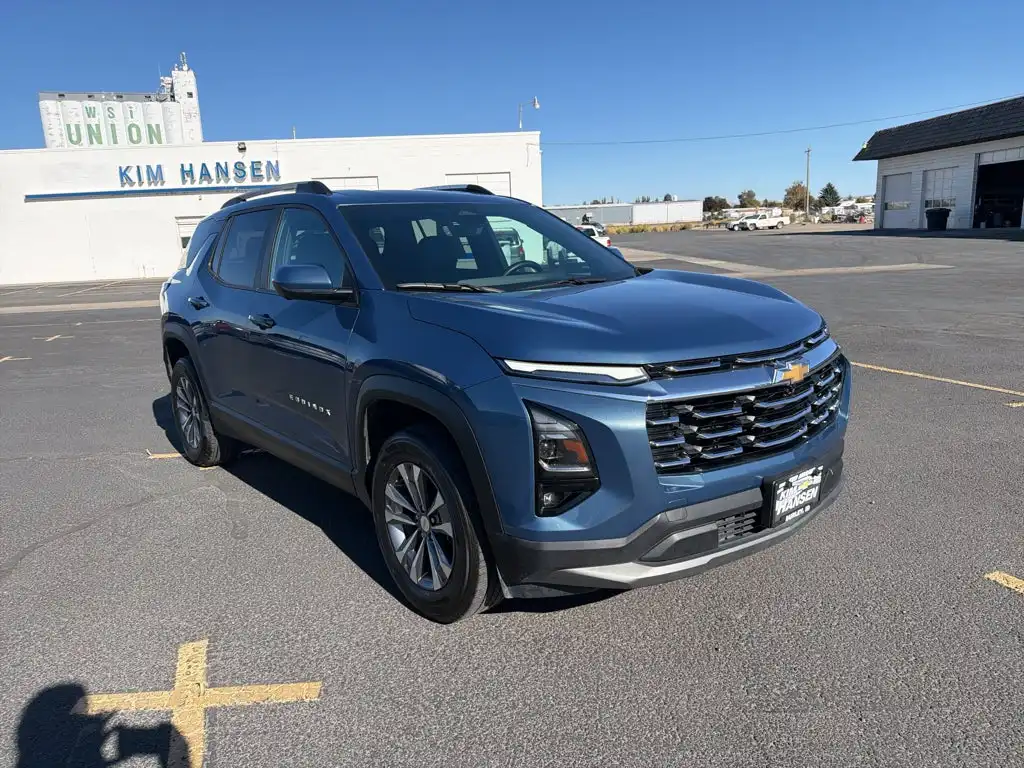 2025 Chevrolet Equinox 1.5T LT AWD's photo