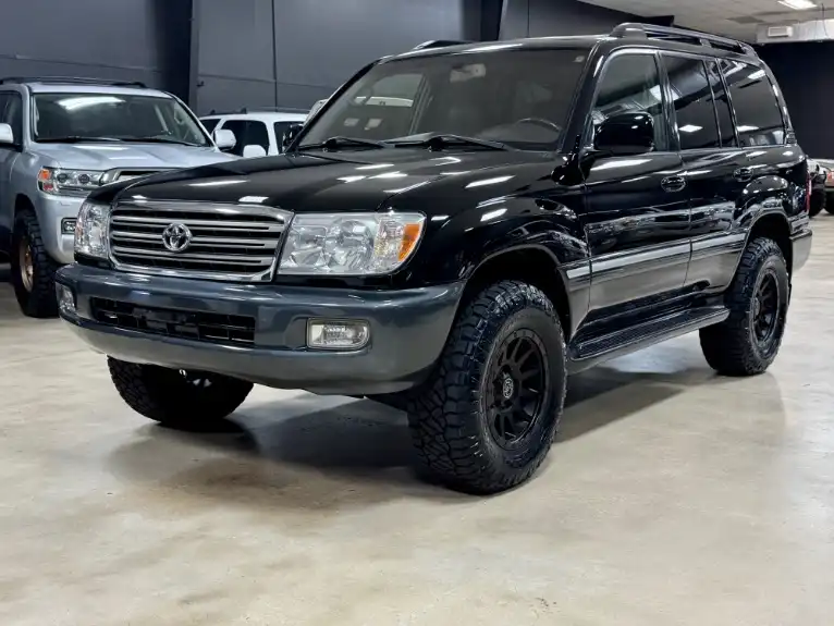 2006 Toyota Land Cruiser Base's photo