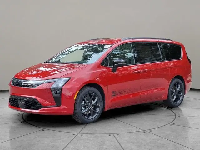 2027 Chrysler Pacifica Select photo 3