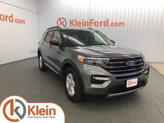 2021 Ford Explorer XLT 4WD photo 1
