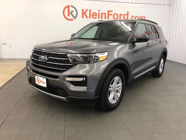 2021 Ford Explorer XLT 4WD photo 3