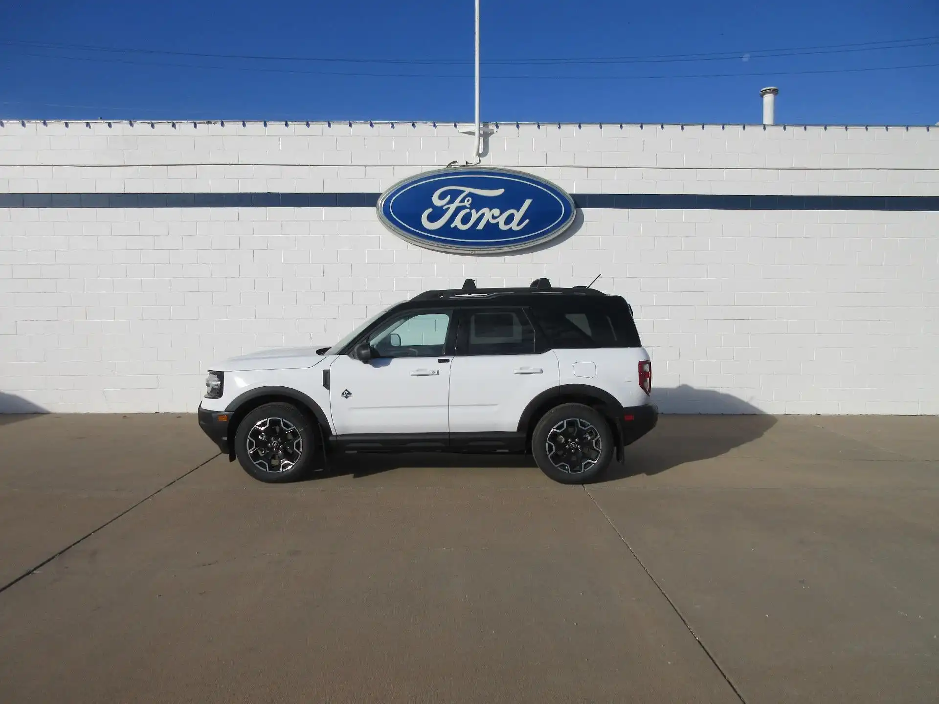 2025 Ford Bronco Sport Outer Banks 4X4's photo