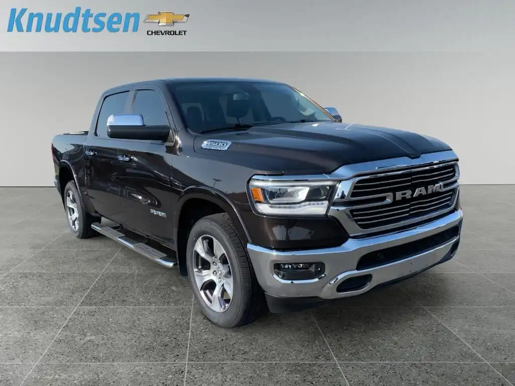 2019 RAM 1500 Laramie 4x4 Crew Cab 5'7's photo