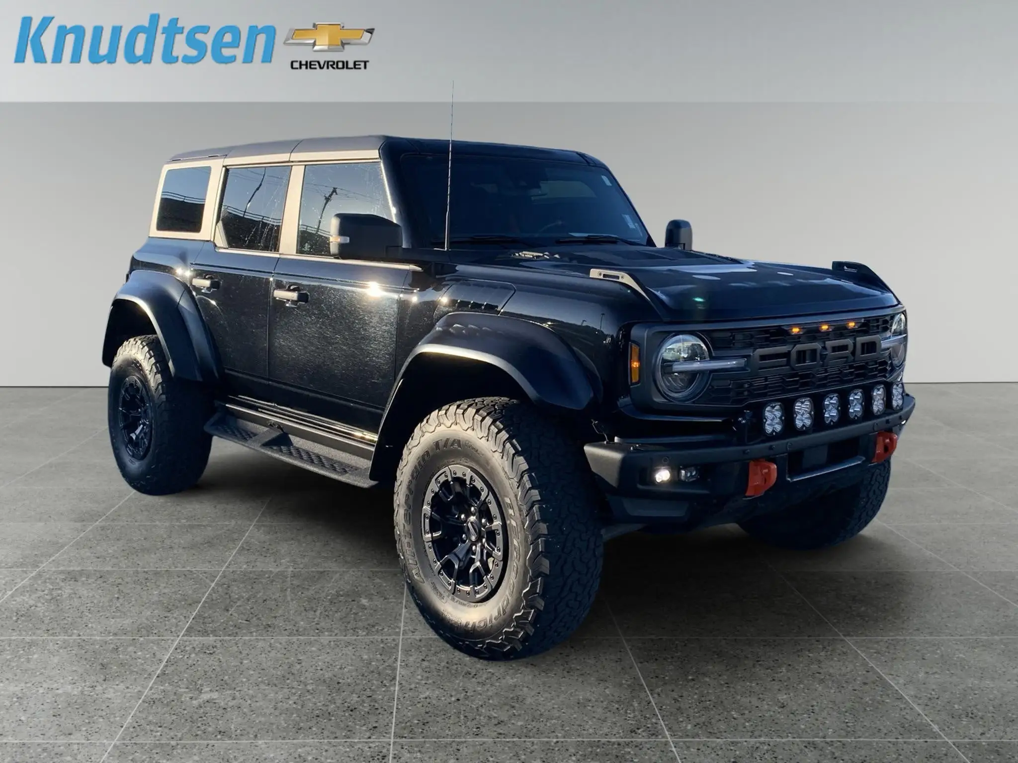 2023 Ford Bronco Raptor 4WD photo 1