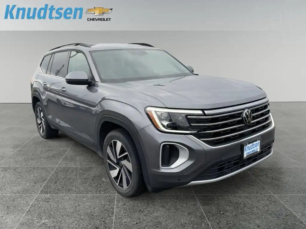 2025 Volkswagen Atlas 2.0T SE with Tech 4Motion's photo