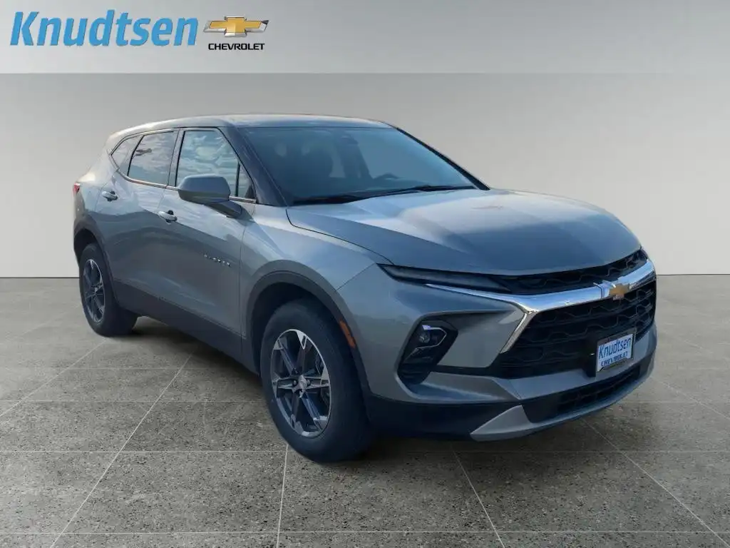 2025 Chevrolet Blazer 2.0T 2LT AWD's photo